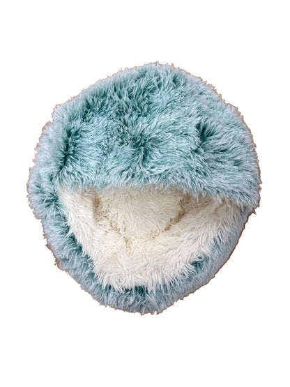 LuxurFurz - Plush Hooded Pet Bed