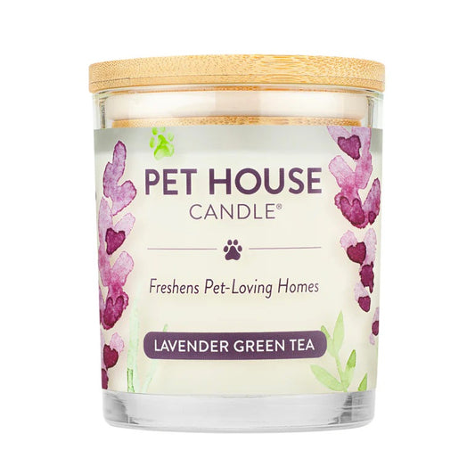Pet House Lavender Green Tea candle with a wooden lid on a white background