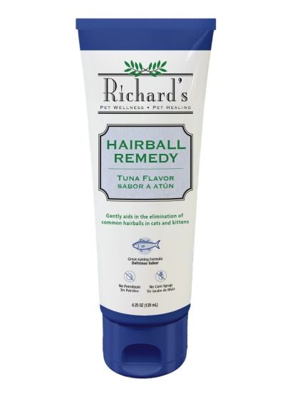 Richard's Hairball Remedy for cats in tuna flavor on a white background, front.