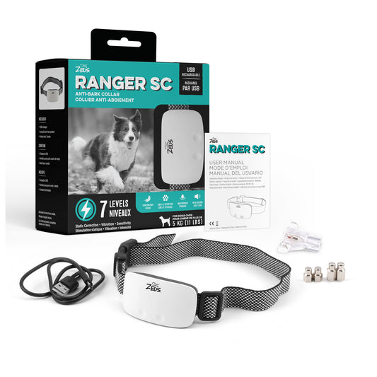 Zeus Ranger SC dog collar with packaging and accessories on a white background